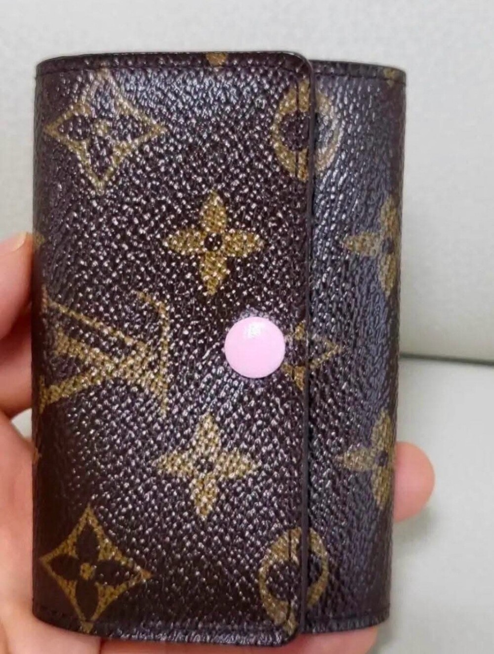 Louis Vuitton Monogram Canvas Key Holder with Pink Snap
